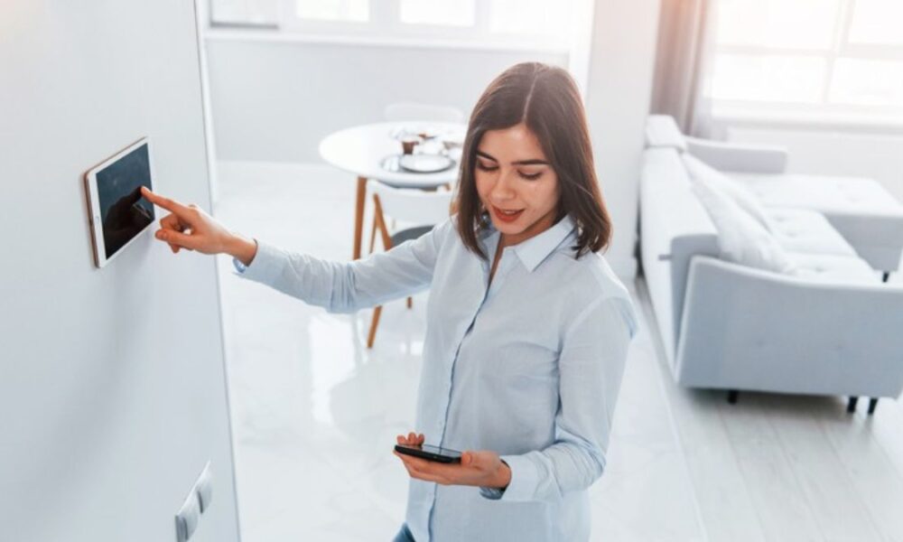 EchoStreamHub: Reimagining Enterprise Integration and Workflow Orchestration
